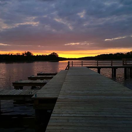 Domek Nad Jeziorem Piasutno Mazury Exterior foto